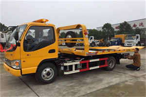 察哈尔右翼中旗哪里有拖车服务