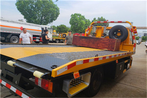 察哈尔右翼中旗附近拖车电话号码服务